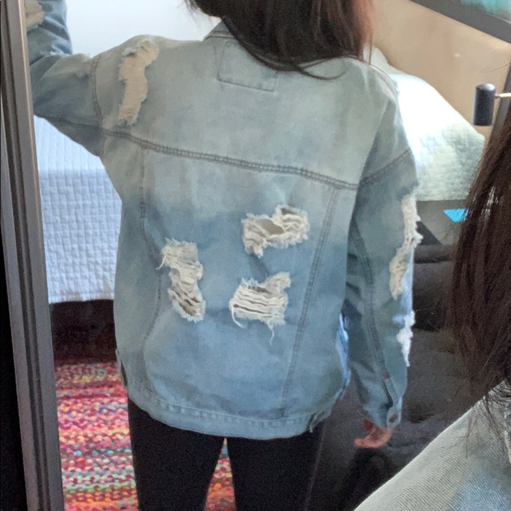 Distressed oversized denim jacket - Picture 2 of 4